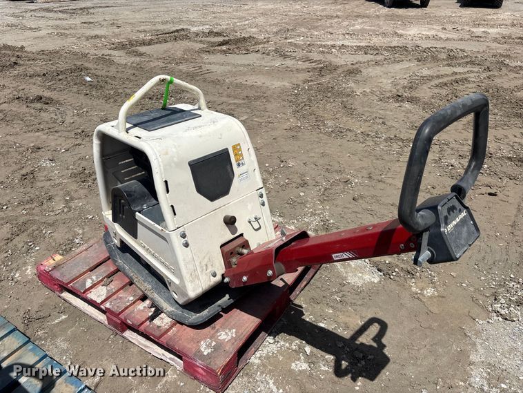 image for item DV7276 2023 Dynapac DRQ35 plate compactor