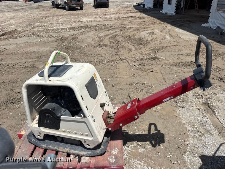 image for item DV7276 2023 Dynapac DRQ35 plate compactor
