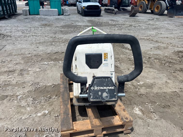 image for item DV7278 2023 Dynapac DRQ35 plate compactor