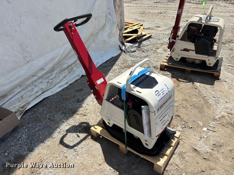image for item DV7283 2022 Dynapac DRQ15 plate compactor