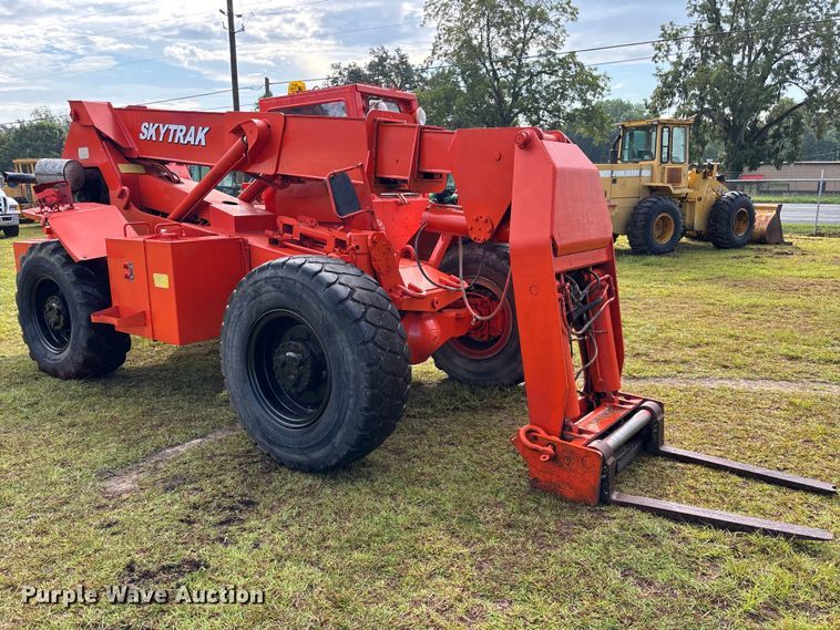 image for item DV7293 1991 Skytrak 6000M telehandler