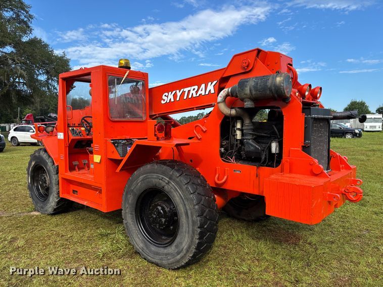 image for item DV7293 1991 Skytrak 6000M telehandler