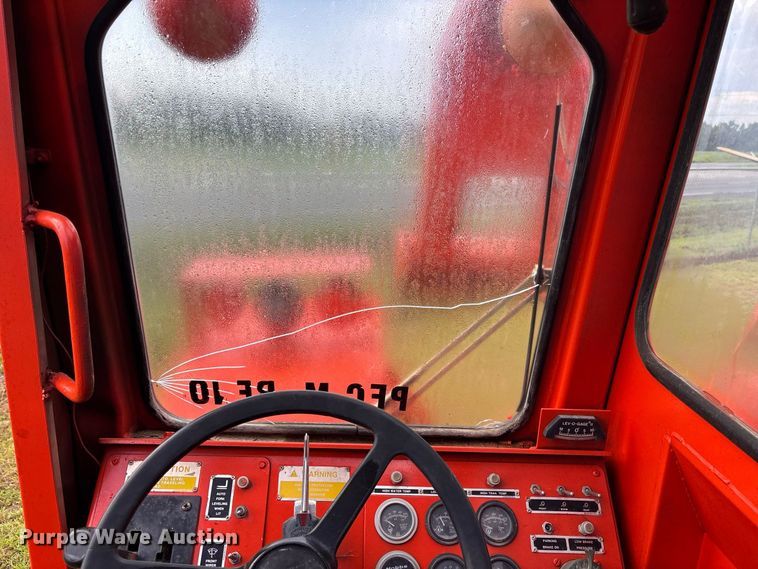image for item DV7293 1991 Skytrak 6000M telehandler