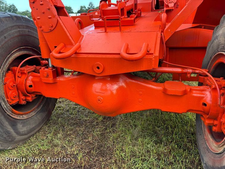 image for item DV7293 1991 Skytrak 6000M telehandler