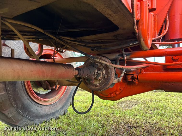 image for item DV7293 1991 Skytrak 6000M telehandler