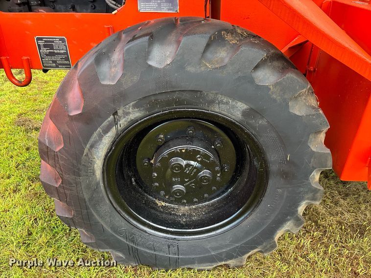 image for item DV7293 1991 Skytrak 6000M telehandler