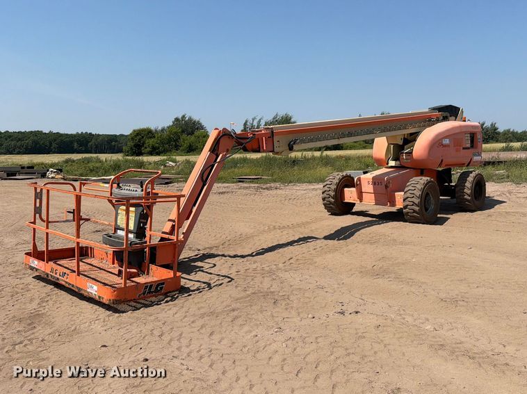 2000 JLG 660SJ boom lift