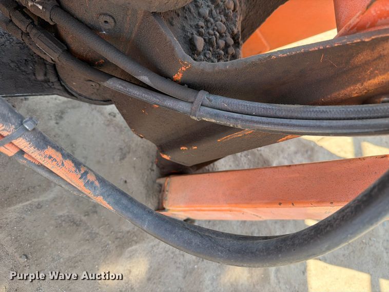 image for item DV8521 2000 JLG 660SJ boom lift
