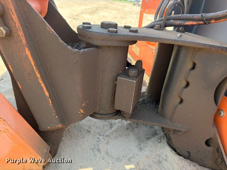 image for item DV8521 2000 JLG 660SJ boom lift