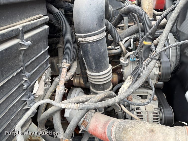 image for item DV8548 2011 International SX537 bucket truck