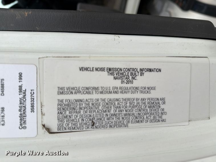 image for item DV8548 2011 International SX537 bucket truck