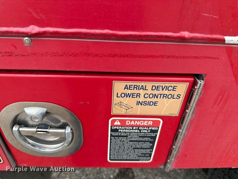 image for item DV8549 2014 RAM 5500HD bucket truck