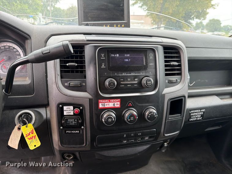 image for item DV8549 2014 RAM 5500HD bucket truck