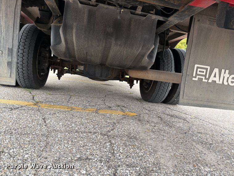 image for item DV8549 2014 RAM 5500HD bucket truck