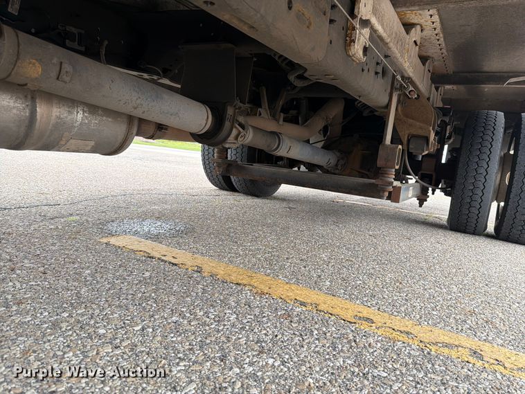 image for item DV8549 2014 RAM 5500HD bucket truck