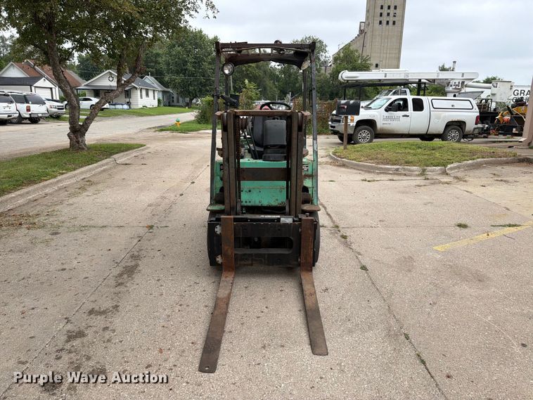 image for item DV8550 Mitsubishi FGC25K forklift