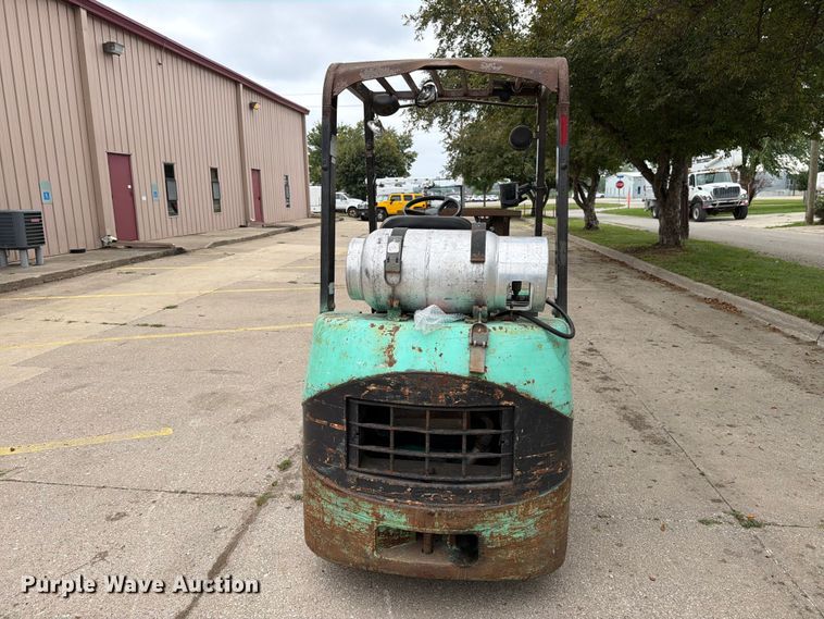 image for item DV8550 Mitsubishi FGC25K forklift