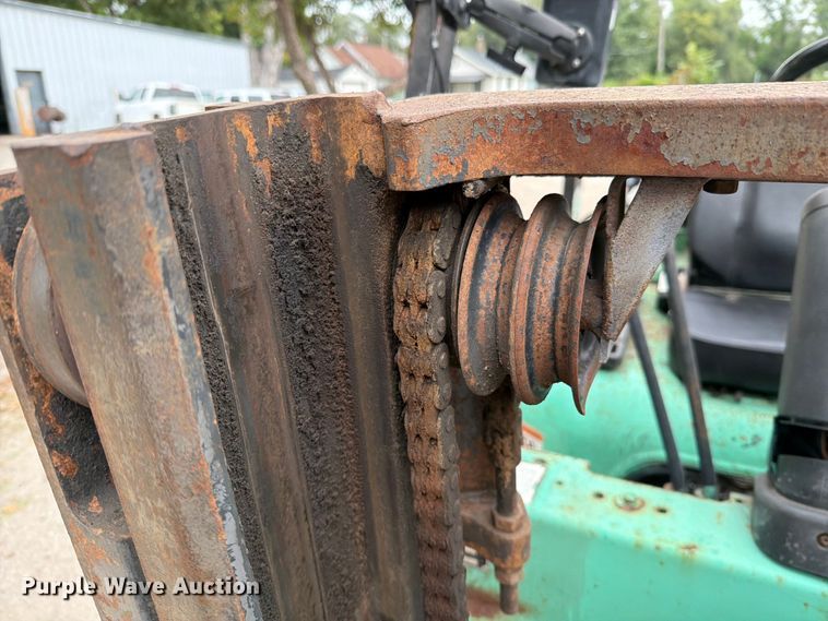 image for item DV8550 Mitsubishi FGC25K forklift