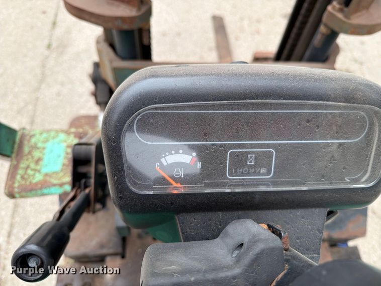 image for item DV8550 Mitsubishi FGC25K forklift