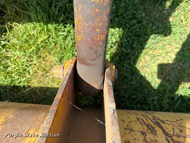 image for item DV8560 1986 Case 580 Super E backhoe