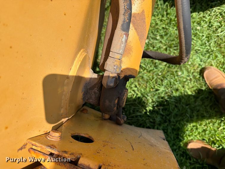 image for item DV8560 1986 Case 580 Super E backhoe