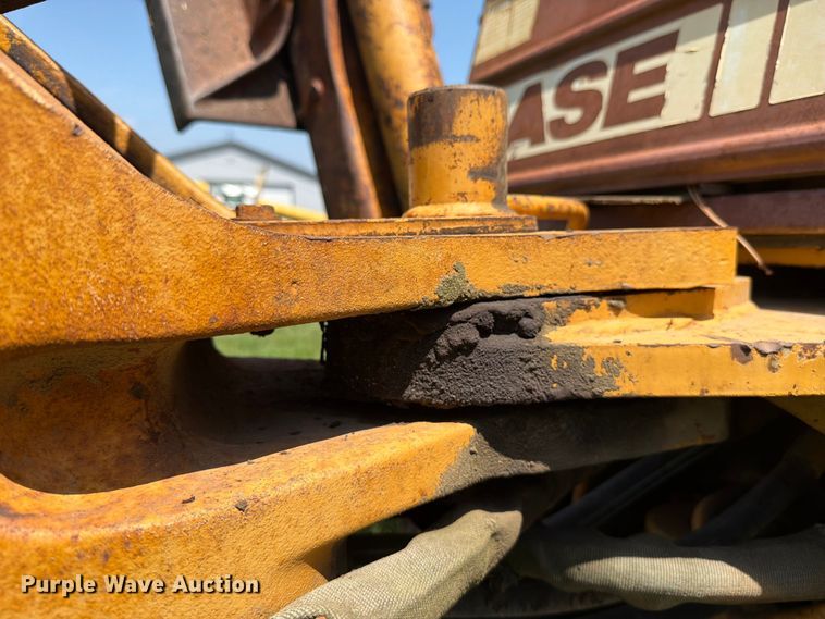 image for item DV8560 1986 Case 580 Super E backhoe