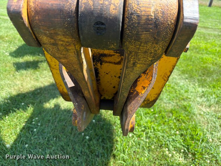 image for item DV8560 1986 Case 580 Super E backhoe