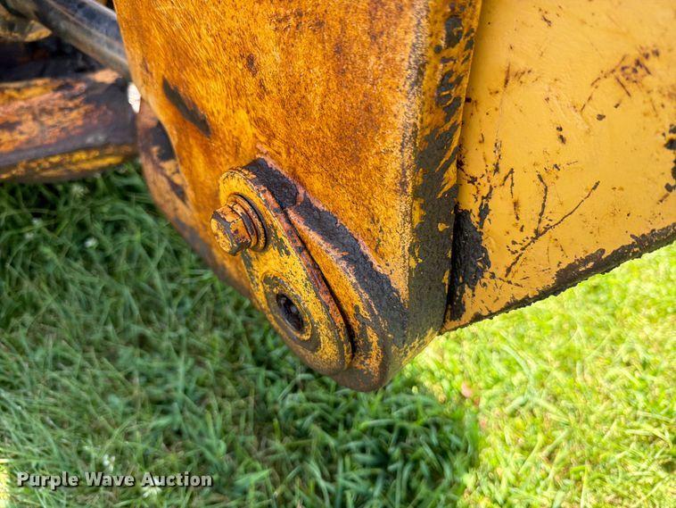image for item DV8560 1986 Case 580 Super E backhoe