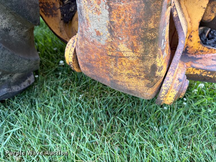 image for item DV8560 1986 Case 580 Super E backhoe