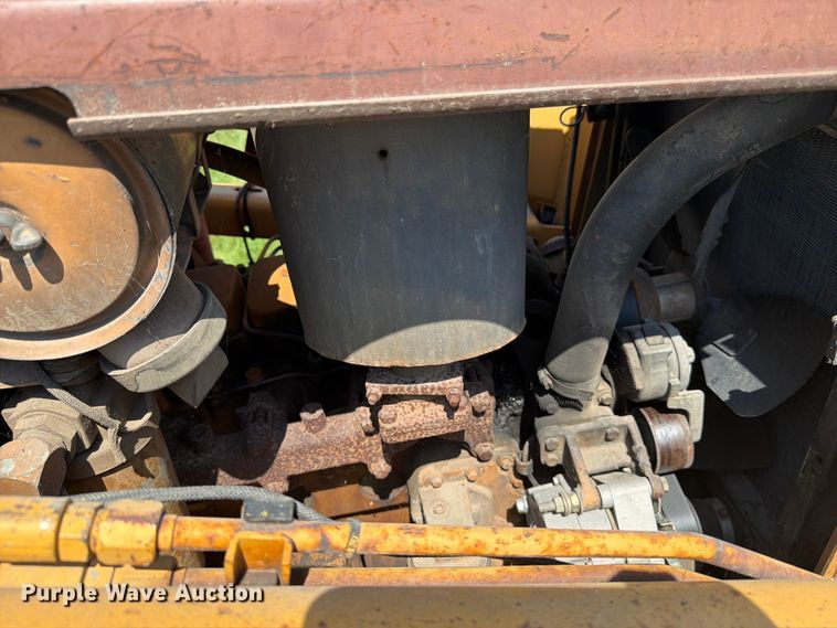 image for item DV8560 1986 Case 580 Super E backhoe