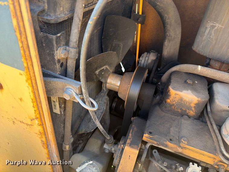 image for item DV8560 1986 Case 580 Super E backhoe