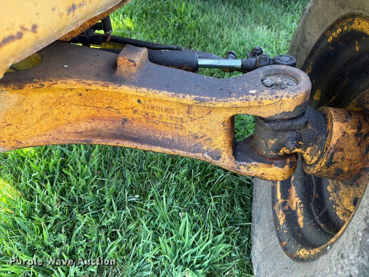 image for item DV8560 1986 Case 580 Super E backhoe