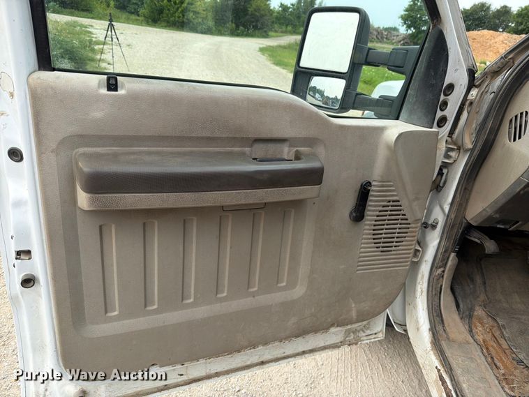 image for item DV8564 2008 Ford F450 Super Duty dump truck