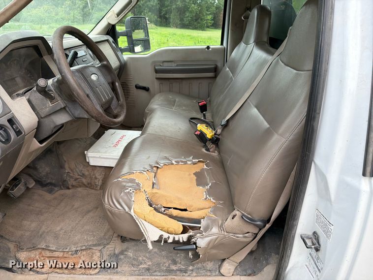 image for item DV8564 2008 Ford F450 Super Duty dump truck