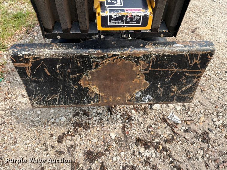 image for item DV8569 2017 Vermeer SC852 stump grinder