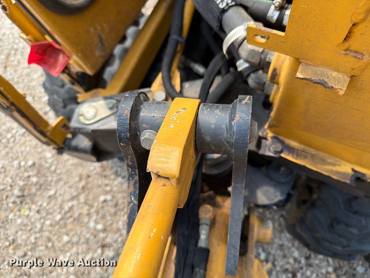 image for item DV8569 2017 Vermeer SC852 stump grinder