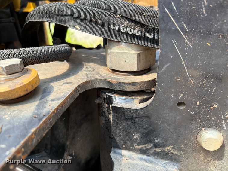 image for item DV8569 2017 Vermeer SC852 stump grinder