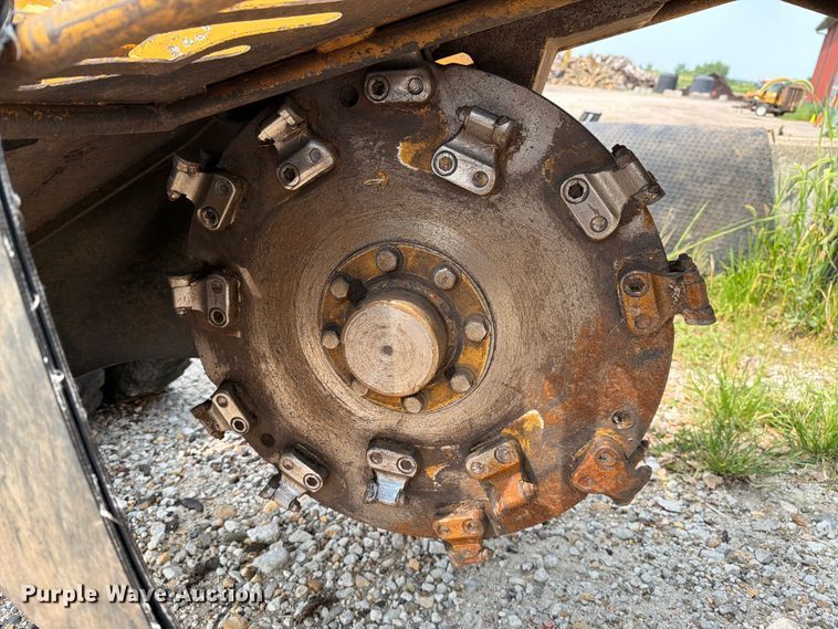 image for item DV8569 2017 Vermeer SC852 stump grinder