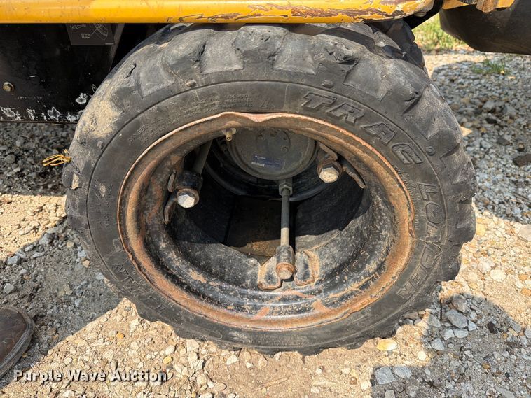 image for item DV8569 2017 Vermeer SC852 stump grinder