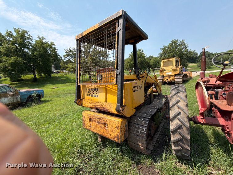 image for item DV8571 Case 450 crawler tractor