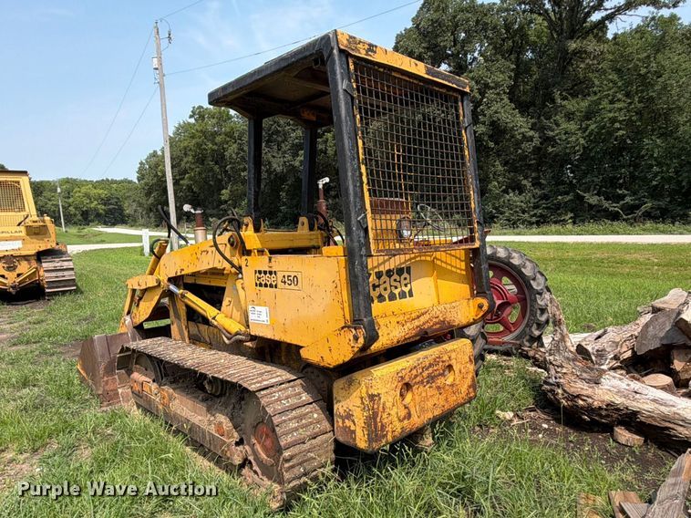 image for item DV8571 Case 450 crawler tractor