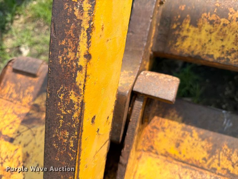 image for item DV8571 Case 450 crawler tractor