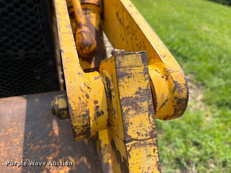 image for item DV8571 Case 450 crawler tractor
