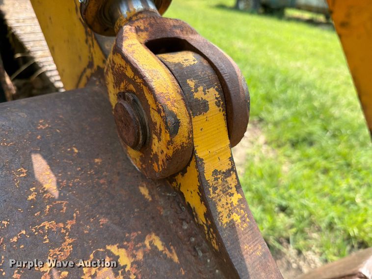 image for item DV8571 Case 450 crawler tractor