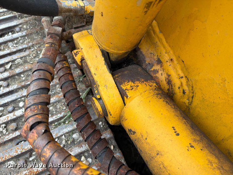 image for item DV8571 Case 450 crawler tractor