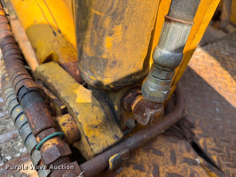 image for item DV8571 Case 450 crawler tractor