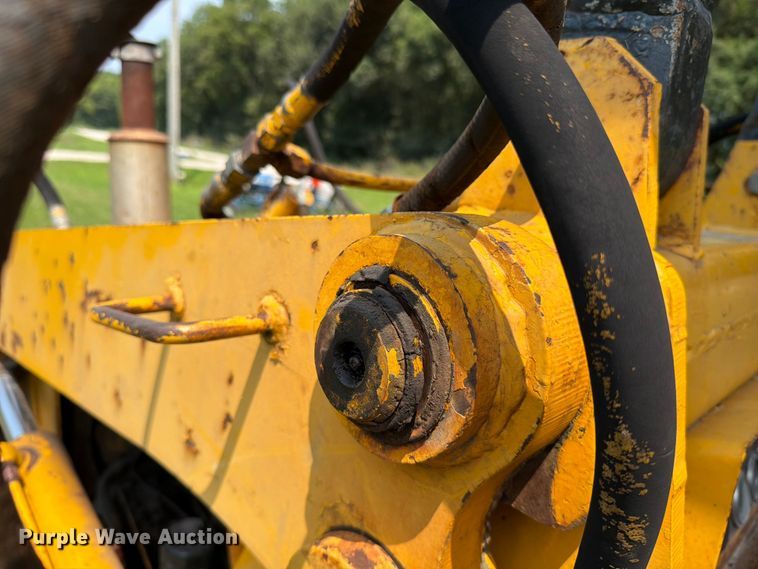 image for item DV8571 Case 450 crawler tractor