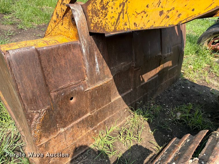 image for item DV8571 Case 450 crawler tractor