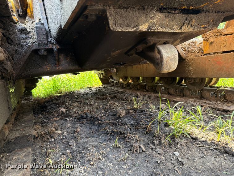 image for item DV8571 Case 450 crawler tractor