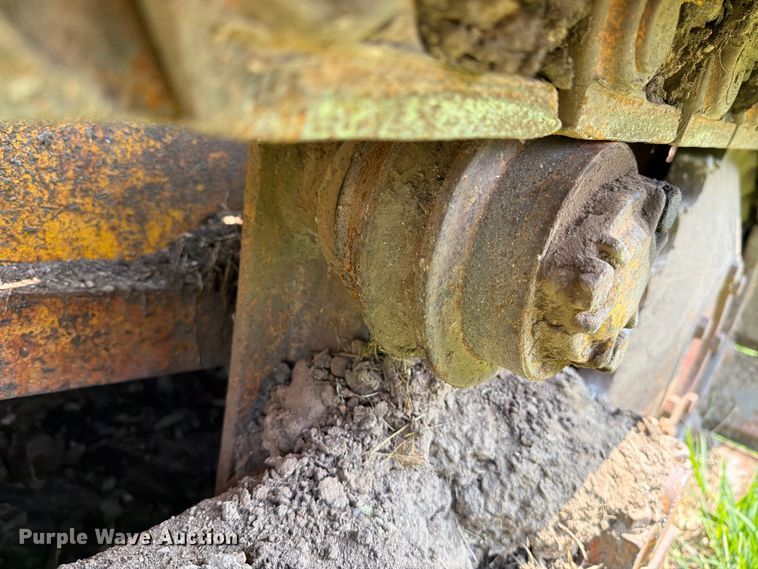 image for item DV8571 Case 450 crawler tractor